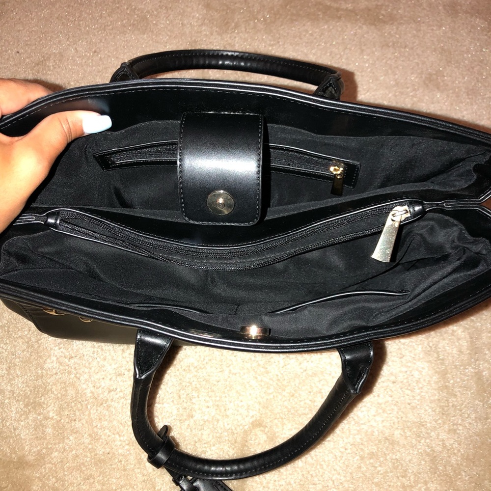 Express Handbag - Picture 4 of 8